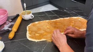 Рецепт Большого Синнабона! Все Кондитеры Замалчивают этот РЕЦЕПТ — Витая Булочка с КОРИЦЕЙ