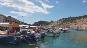 Балаклава: бухта и набережная Назукина #балаклава #крым #море #путешествия #набережная #бухта