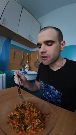 МУКБАНГ САЛАТ - МОРКОВЬ, ЧЕСНОК, ЩАВЕЛЬ / ПП / EATING MUKBANG ASMR 10. 07. 2025