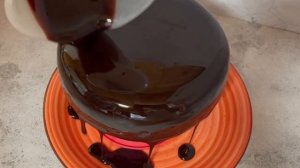 Заливка торта зеркальной глазурью