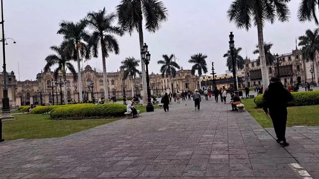 Лима. Центр города. Plaza de armas и окрестности. Centro historico смотреть онлайн
