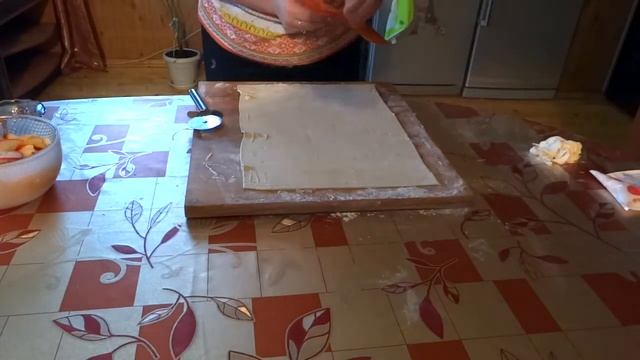 Очень Оригинальный Десерт! Розочки из яблок и слоеного теста! смотреть онлайн