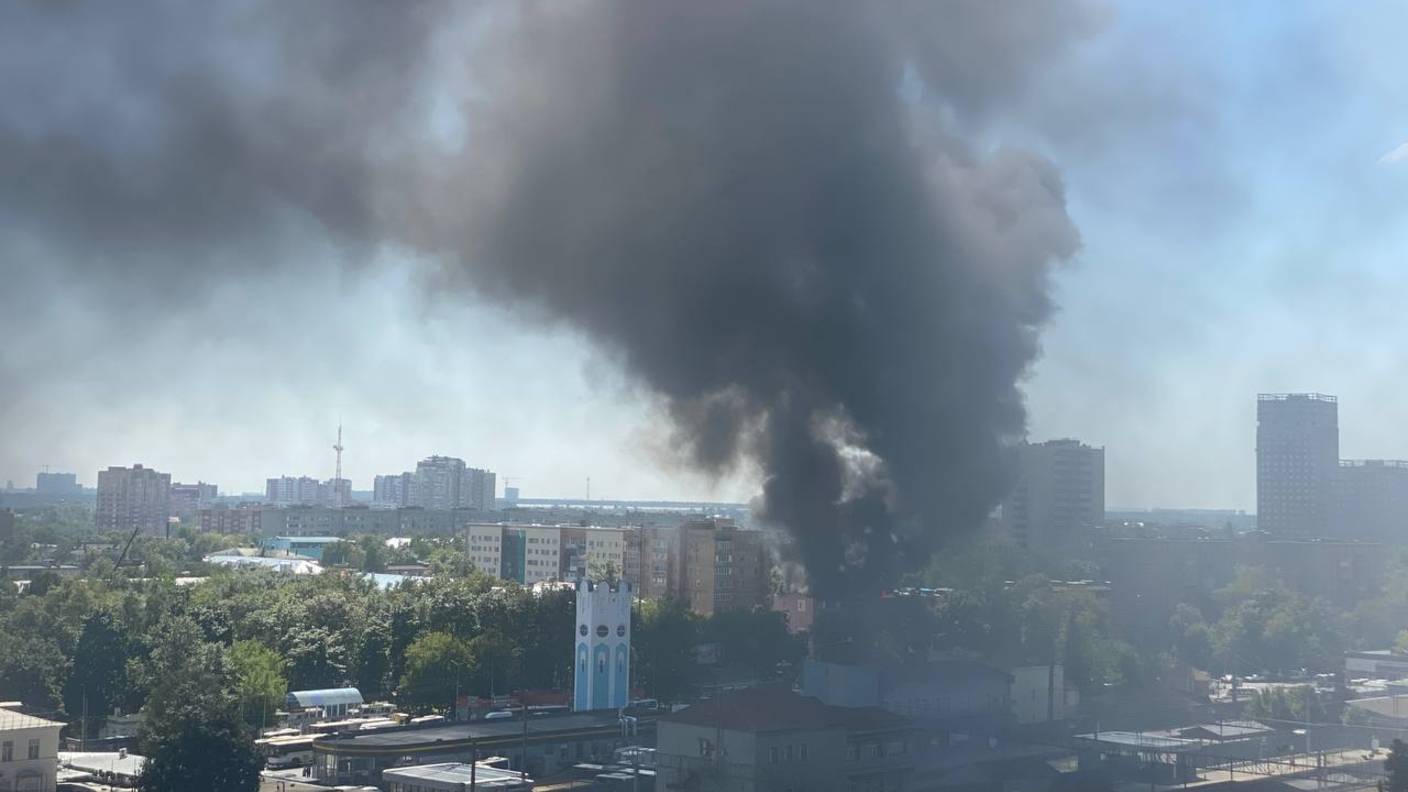Пожар в Пушкино потушили.  На Московском проспекте случилось возгорание кровли