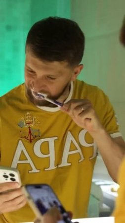 Всё ВРЕМЯ В ТЕЛЕФОНЕ 🫠