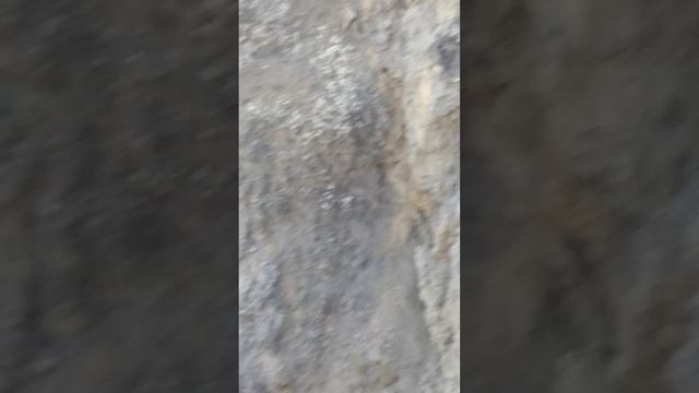 Добрался до места, где возможно есть пещера на вершине горы Алчак-Кая в Судаке