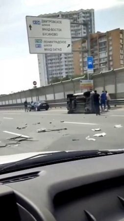 Сильная авария на трассе М 11 Нева