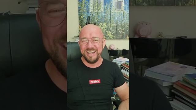 Что подарить начальнице при увольнении с работы?