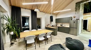 Дом в Русино. Обзор внутри.