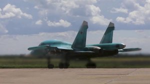 ОАК передала Министерству обороны России новую партию истребителей-бомбардировщиков Су-34