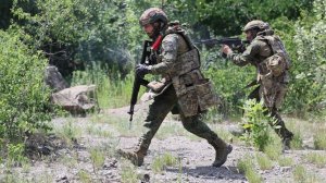 Минобороны РФ опубликовало кадры освобождения населенного пункта Зеленая Долина