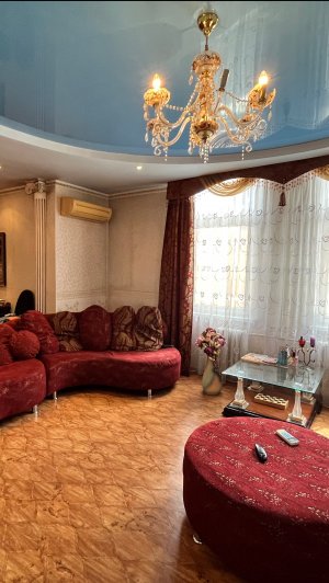 Сдаю коттедж в центре Сочи