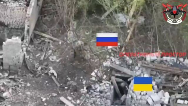 Наши парни заваливают укрепления хохла взрывными устройствами на базе противотанковых мин