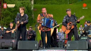 Андрей Чешуин и анс. Г. Заволокина 'Частушка' - Тёщенька © (сл и муз. А.Чешуин). Концерт в Парке Кул