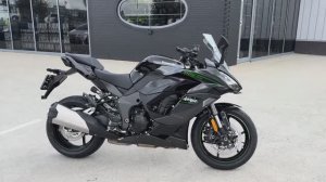 Kawasaki Ninja 1100 SX 2025 - Круговой обзор