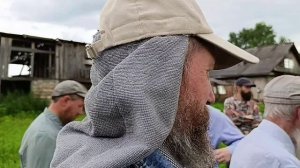 Разгрузка Стукаловых и одновременный приезд Геннадия Павловича Щерстобитова с мёдом. 11.07.2025