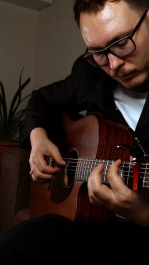 На сиреневой луне (Полное видео на канале) #shorts #гитара