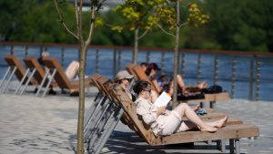 Погодная лихорадка: Петербург ждет «турецкая баня»