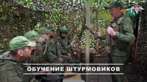 📱 Военные связисты 44-го армейского корпуса группировки войск «Север» провели занятия по разверт...