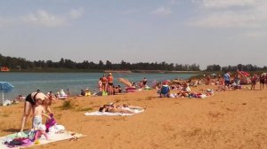 Когда за бортом +36, у любого водоема-столпотворение!👍👍👍