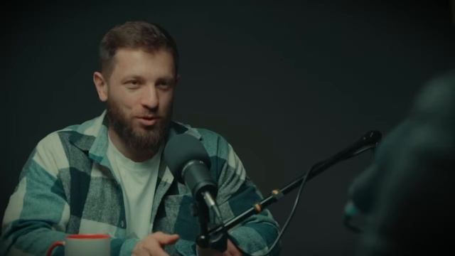 Алан Мамиев №3_ ИИ, Илон Маск, спутник в телефон, боязнь технологий _ MAYOR podcast