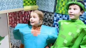 Miss Katy|Мисс Кэти Катя и Макс сделали себе дом из кубиков