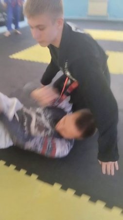 удушающий приём beer bottle choke