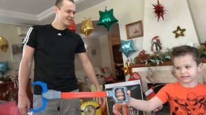 Мистер Макс ЧЕЛЛЕНДЖ 100 ЗА 10 ⧸ Макс в 5 лет пробует сделать СТО отжиманий от пола за ДЕСЯТЬ минут!