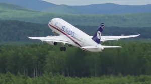 Обновлённый самолёт Суперджет-100
