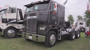 Freightliner Cabover Tour 1984
