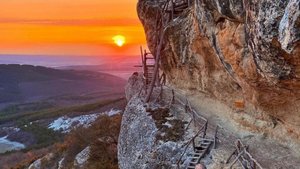 «ТАЙНЫЙ пещерный монастырь Челтер-Мармара в горах Крыма | Скрытые необычные места 2025»