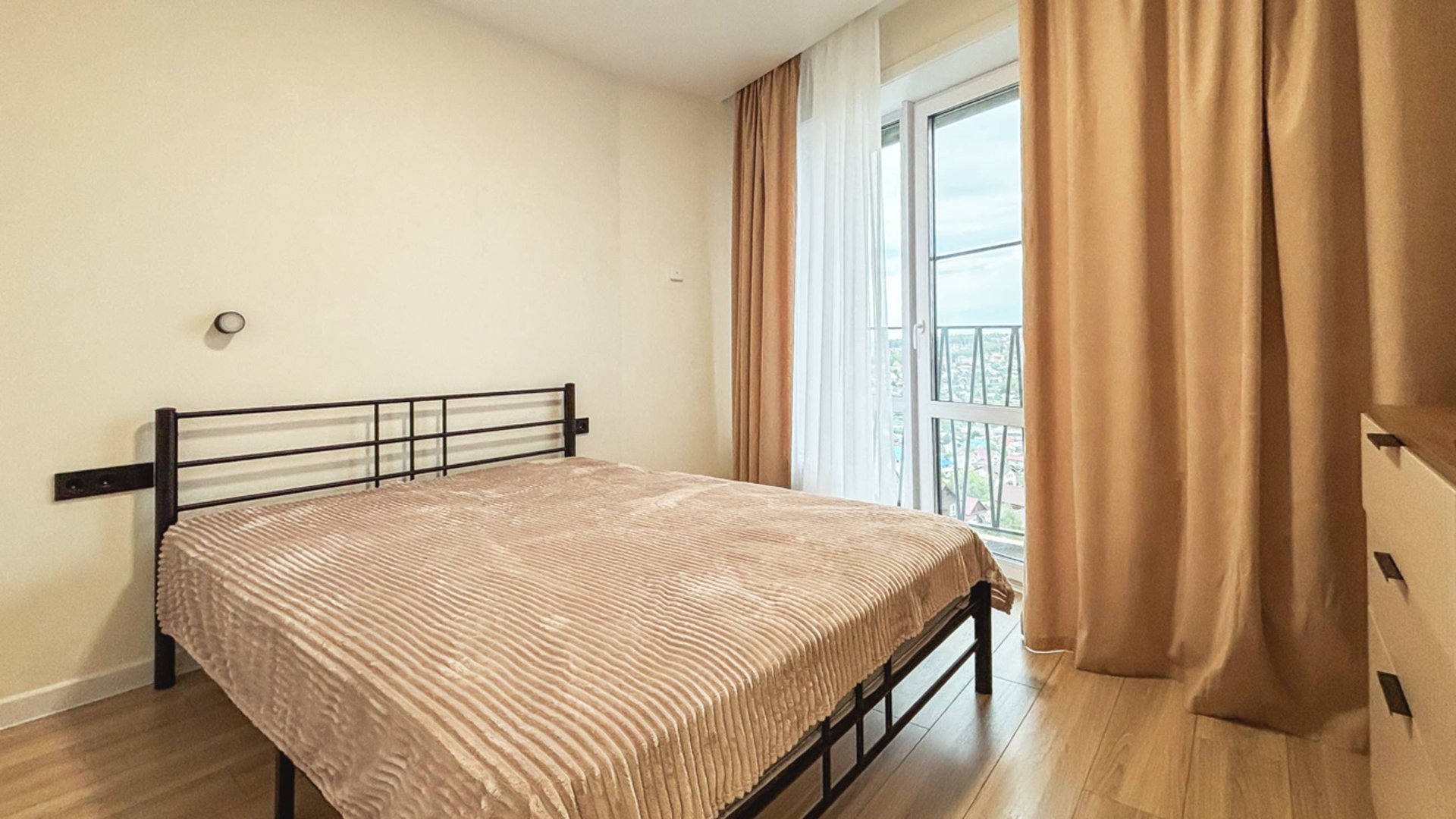 Рум-тур по 2-к квартире по адресу рп. Маркова, квартал Стрижи, 15, (ЖК «Стрижи») смотреть онлайн