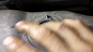 Снятие датчика уровня топлива