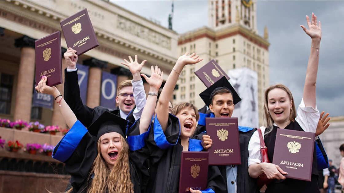 В РФ в 2027-2028 учебном году массово запустят новую систему высшего образования смотреть онлайн