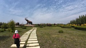Джелайнор прогулка в парке мамонтов, Китай, Манчжурия 2025