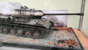 На выставке моделей бронетехники