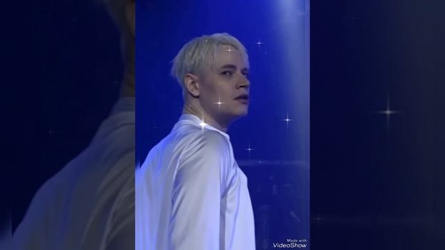 Обернись... Не уходи... Дай ещё раз тобой наглядеться...