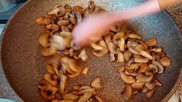 Куриные отбивные с грибами и сыром🧀🧀🧀🐓🐓🐓