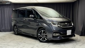 Обзор Honda Stepwgn Spada 2015 года