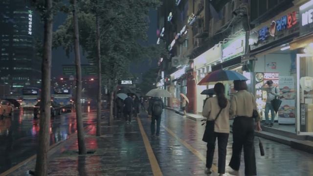 Прогулка по дождливому Сеулу смотреть онлайн