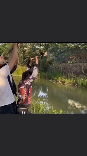 С такими друзьями и враги не нужны