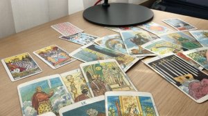 Какие отношения между загаданным мужчиной и другой женщиной / Гадание Таро