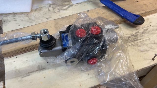 Первые компоненты гидравлики для нового проекта. Минипогрузчик на гидроходу смотреть онлайн