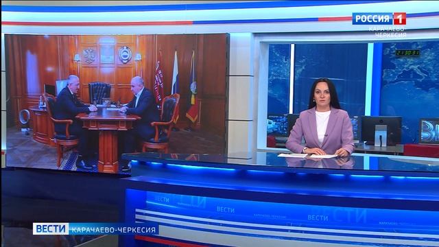 Рашид Темрезов и Расул Текеев обсудили участие налоговой службы в экономическом развитии КЧР