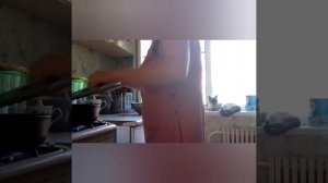 ремонт,уборка  и готовка.