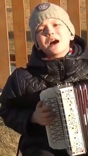 Ко Дню Рыбака! Мальчишка жжёт. Песня про рыбалку #рыбалка #рыбак #рыба #праздник
