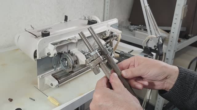 Radom 466 M переделка в 466 Pro. Установка переключателя зубчатой рейки. ч.#4 смотреть онлайн