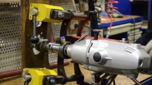 Специальный сверлильный станок на магните - MBA-42. Для труб диаметром от 38 мм.