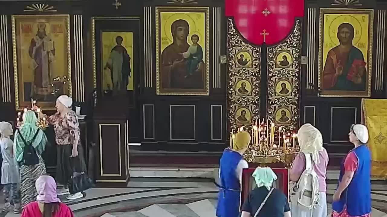 12.07.2025  Славных и всехвальных первоверховных апостолов Петра и Павла. Божественная Литургия.