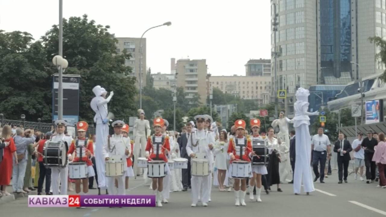Награды за любовь и верность: на Северном Кавказе чествовали многодетные семьи