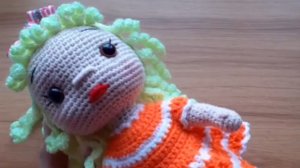 Кукла,, Ляля,, оформляем лицо, вышиваем нос рот пришиваем парик.